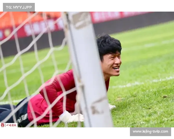 亚泰将士销假回归，冒雨备战“三连客”挑战全力以赴