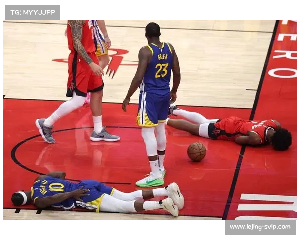 勇士队全员出击,打出完美配合 勇士队全员出击,打出完美配合